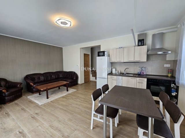 Eladó családi ház, Orfűn 89.9 M Ft, 3 szobás