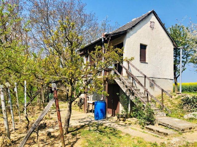 Eladó nyaraló, Murakeresztúron 3.8 M Ft, 1 szobás