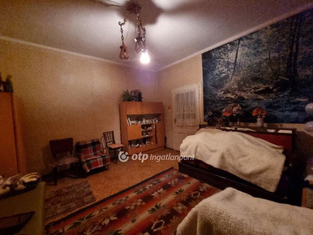 Eladó családi ház, Csóton 14.9 M Ft, 2 szobás
