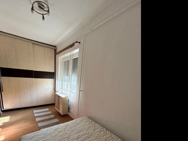 Kiadó téglalakás, albérlet, Pécsett, Vadász utcában, 2 szobás