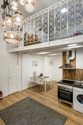 Eladó téglalakás, VI. kerületben, Bajcsy-Zsilinszky úton