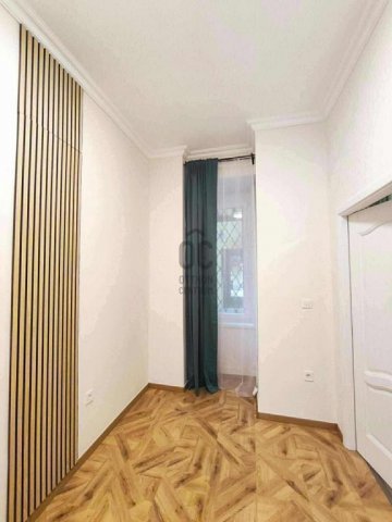 Eladó téglalakás, Budapesten, VI. kerületben 96.9 M Ft, 3 szobás