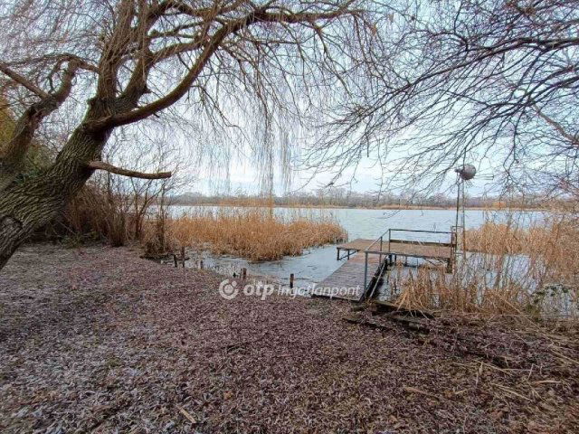 Eladó családi ház, Áporkán 85 M Ft, 1+2 szobás