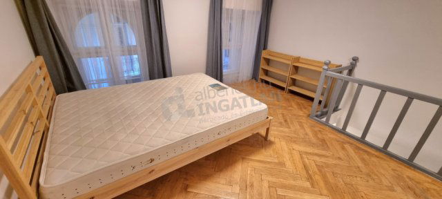 Kiadó téglalakás, albérlet, Budapesten, V. kerületben, 2 szobás
