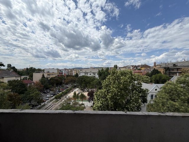 Eladó téglalakás, XI. kerületben, Magyari István utcában
