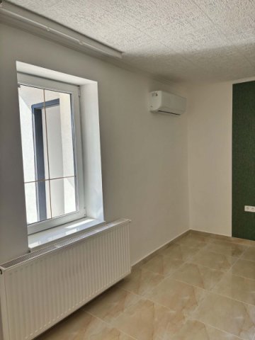 Eladó családi ház, Örkényen 39.9 M Ft, 2 szobás