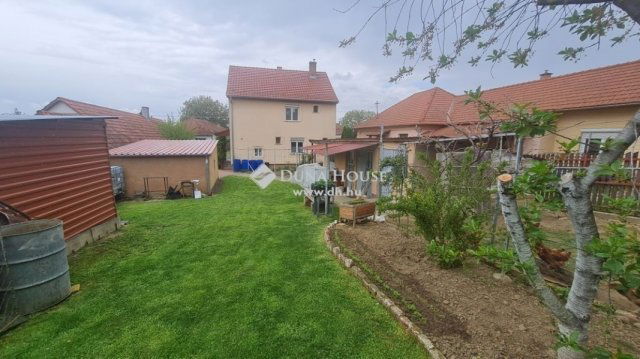 Eladó családi ház, Zalaegerszegen 72 M Ft, 4 szobás