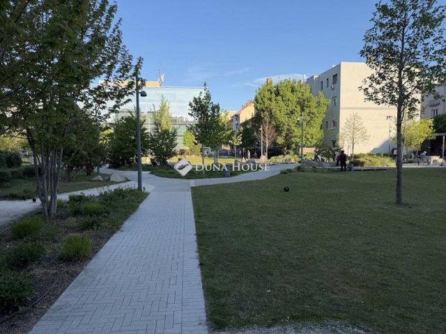 Eladó téglalakás, XIII. kerületben, Hegedűs Gyula utcában