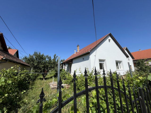 Eladó családi ház, Budakalászon 149 M Ft, 4 szobás