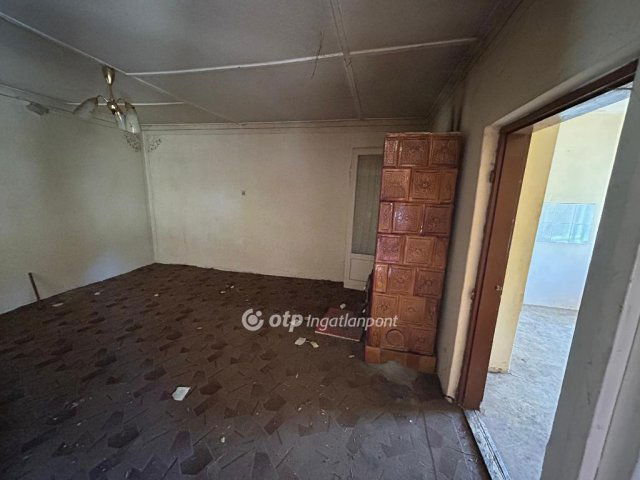 Eladó családi ház, Hajdúszoboszlón 15 M Ft, 1+1 szobás