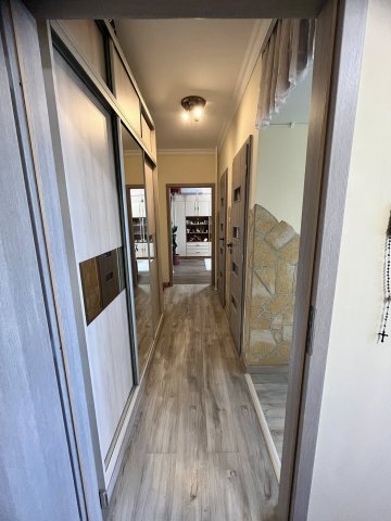 Eladó panellakás, Tatabányán 49.3 M Ft, 2 szobás