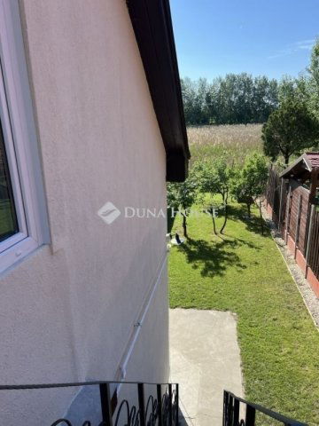 Eladó családi ház, Dunaharasztin 86 M Ft, 2 szobás