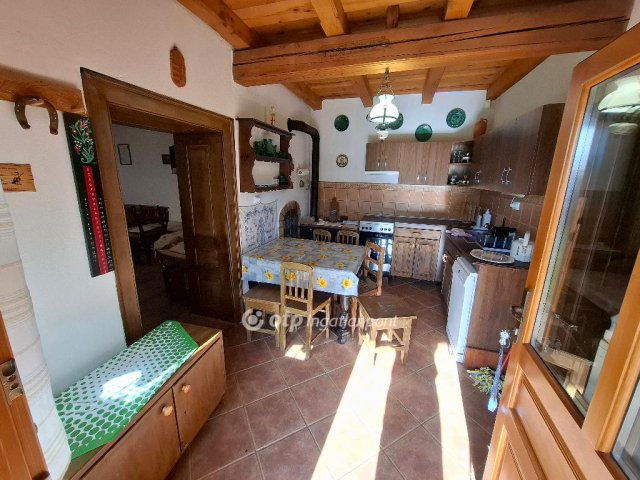 Eladó családi ház, Ároktőn 45 M Ft, 2 szobás