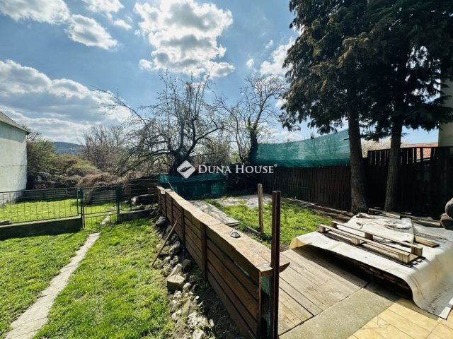 Eladó családi ház, Piliscséven 44.7 M Ft, 2 szobás