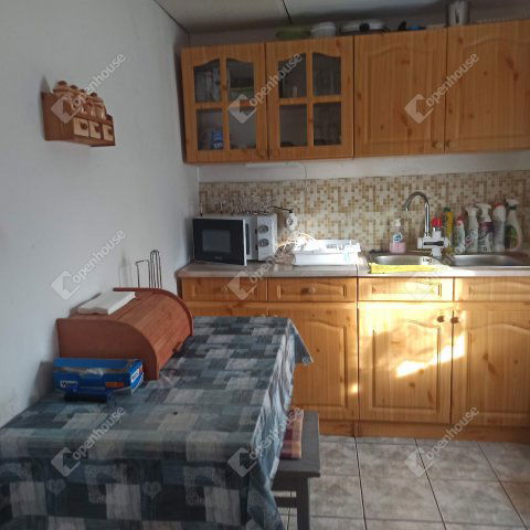 Eladó családi ház, Tiszavárkonyban 12.6 M Ft, 2 szobás