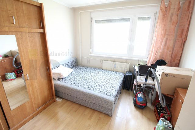 Eladó panellakás, Szegeden 44 M Ft, 2 szobás