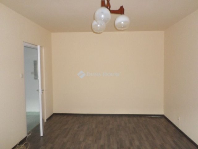 Eladó panellakás, Budapesten, XVIII. kerületben 63.8 M Ft