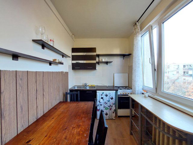 Eladó panellakás, Szegeden 53 M Ft, 1+2 szobás