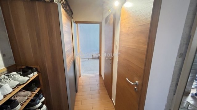 Eladó téglalakás, Budapesten, X. kerületben 57.9 M Ft, 3 szobás