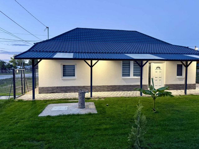 Eladó családi ház, Tiszaföldváron 35 M Ft, 2+1 szobás