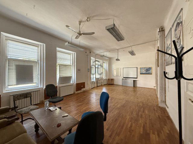 Eladó családi ház, Nyíregyházán 84.9 M Ft, 6 szobás