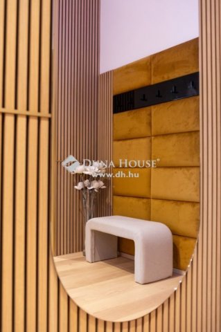 Eladó téglalakás, Budapesten, V. kerületben 203.665 M Ft