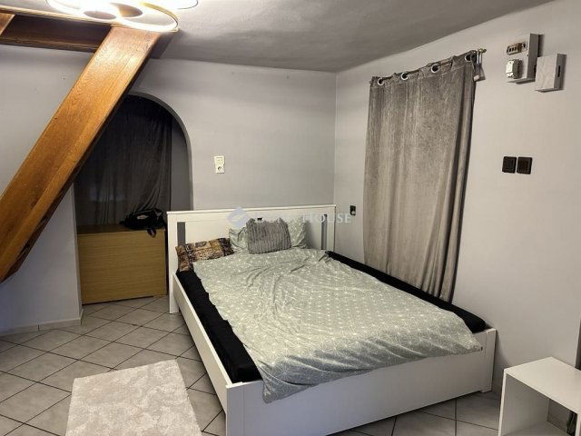 Eladó családi ház, Kecskeméten 41.9 M Ft, 5 szobás