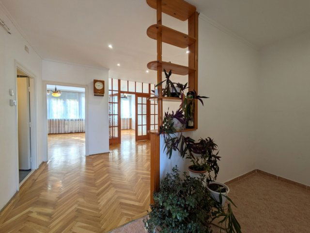 Eladó téglalakás, Debrecenben 62.9 M Ft, 2 szobás