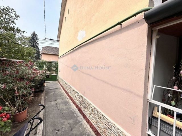 Eladó téglalakás, Budapesten, XX. kerületben 65 M Ft, 2 szobás