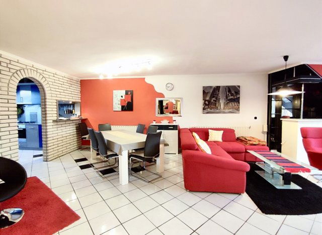 Eladó családi ház, Sopronban, Balfi úton 149.9 M Ft, 6+2 szobás