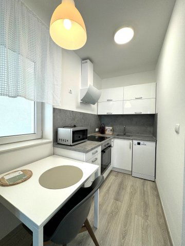 Eladó téglalakás, Pécsett, Szigeti úton 59.9 M Ft, 1 szobás