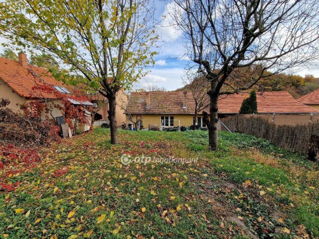 Eladó családi ház, Törökbálinton 89.69 M Ft, 3+1 szobás