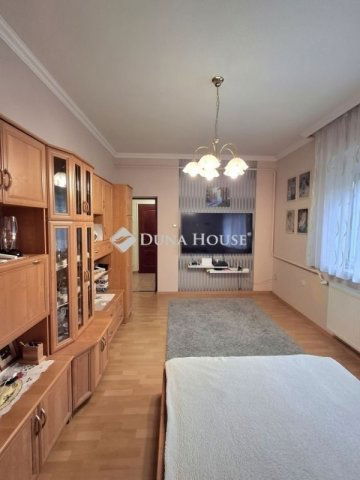 Eladó ikerház, Debrecenben 89.8 M Ft, 3 szobás