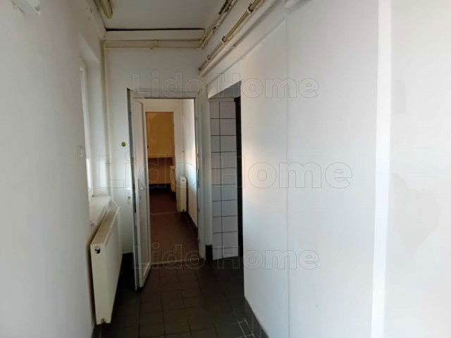 Eladó családi ház, Győrött 69.9 M Ft, 2 szobás