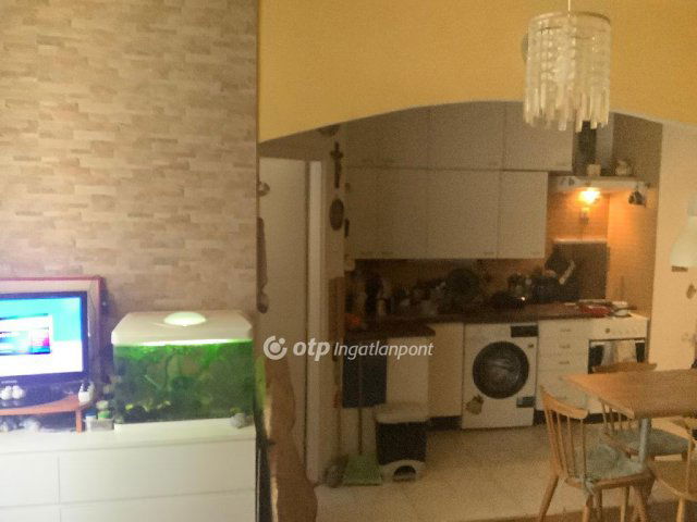 Eladó téglalakás, Budapesten, XII. kerületben 73.99 M Ft