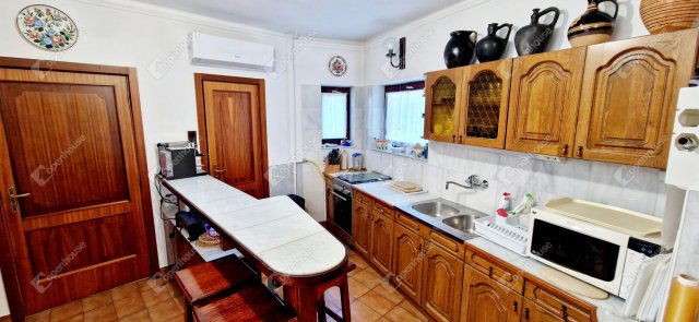 Eladó családi ház, Miskolcon 122 M Ft, 6+1 szobás