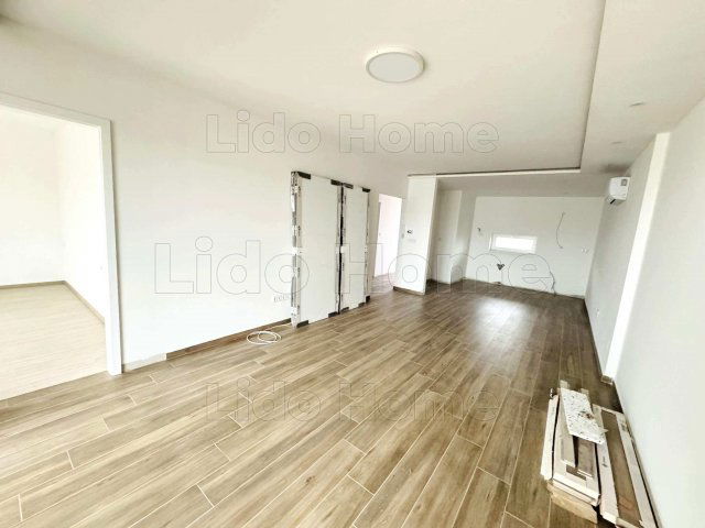 Eladó téglalakás, Győrött 121.9 M Ft, 3 szobás