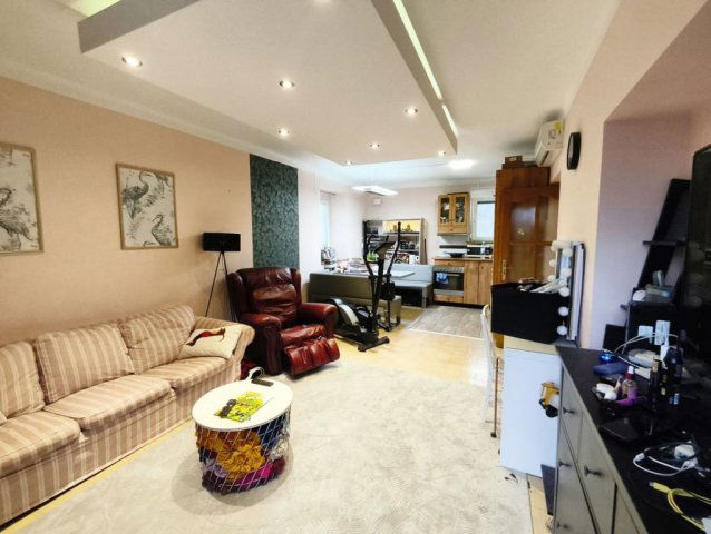 Eladó téglalakás, XVI. kerületben, Zsélyi Aladár utcában