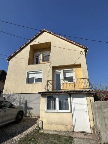 Eladó családi ház, Várpalotán, Magyari utcában 99.9 M Ft