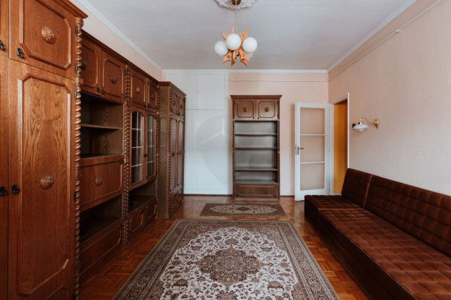 Eladó téglalakás, Tatabányán 37 M Ft, 2 szobás