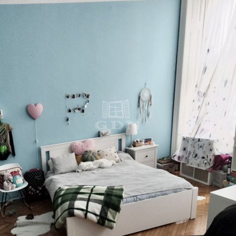 Eladó téglalakás, Budapesten, VIII. kerületben, Bezerédj utcában