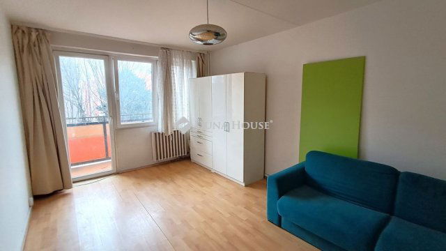 Eladó panellakás, Szombathelyen, Benedek Elek utcában 32 M Ft