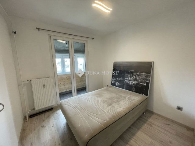 Eladó panellakás, Körmenden 39.6 M Ft, 1+2 szobás