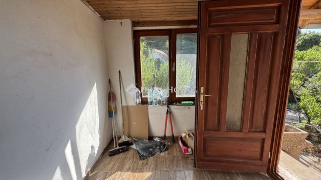 Eladó családi ház, Cserkúton 19.9 M Ft, 1 szobás