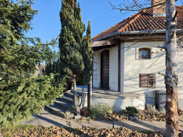 Eladó családi ház, Debrecenben 98 M Ft, 4 szobás