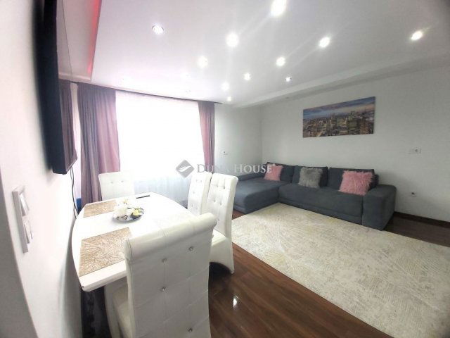 Eladó téglalakás, Budapesten, VIII. kerületben 61.99 M Ft