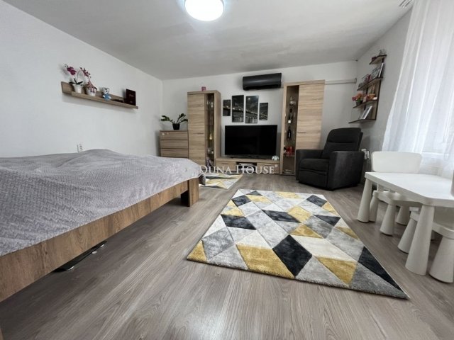 Eladó családi ház, Öskün 52 M Ft, 2 szobás