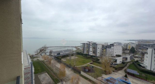 Eladó nyaraló, Siófokon 73.5 M Ft, 2 szobás