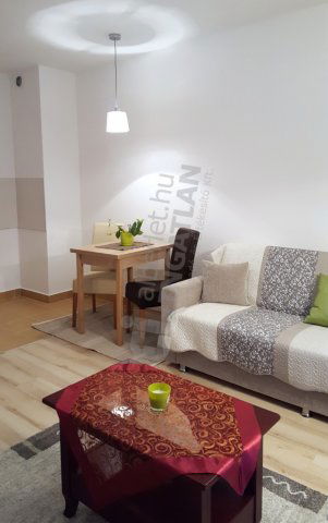 Kiadó téglalakás, albérlet, XIII. kerületben, Babér utcában