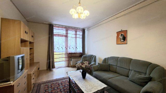 Eladó téglalakás, Nyíregyházán 37.5 M Ft, 2 szobás